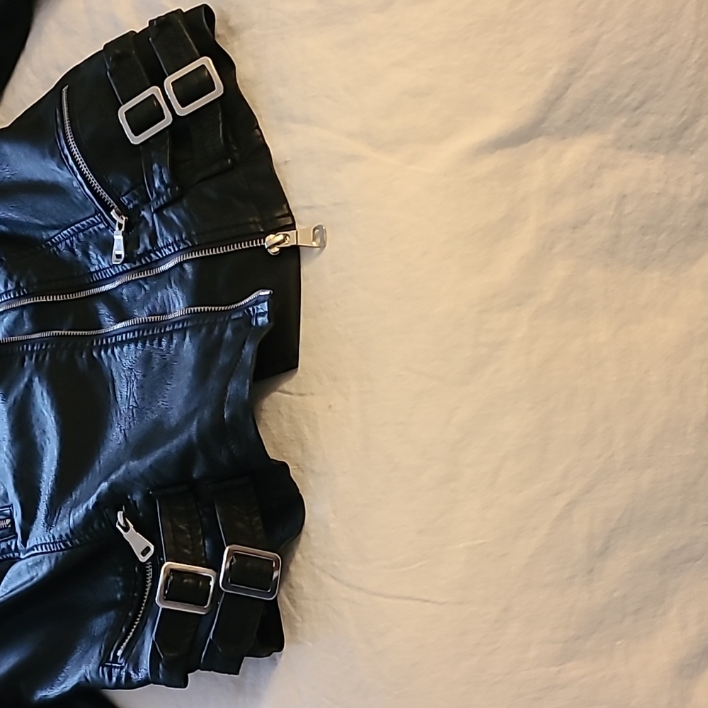 Motorcycle look jacket - Picture 2 of 3